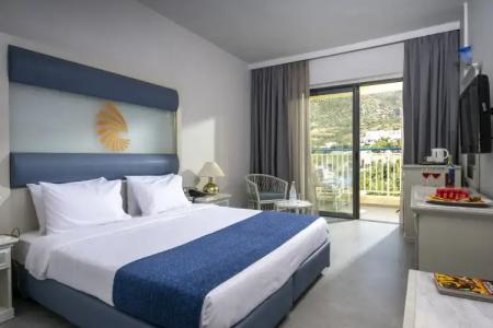 Sunshine Crete Beach - 3