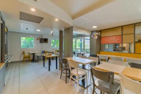 B&B Marseille La Valentine - 17