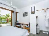 Deluxe Double room with pool view