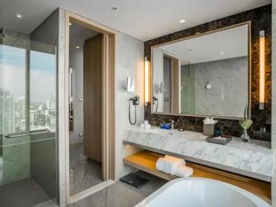 SKYVIEW Bangkok - SHA Extra Plus - 93