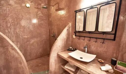 Andronis Athens - 31