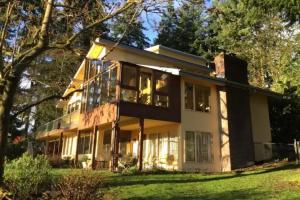 A Cascade View Bed And Breakfast, Bellevue