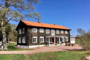 Guest House «Björnhofvda Gård», Eckero
