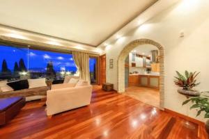 Ark Luxury & Private Villa, Laganas
