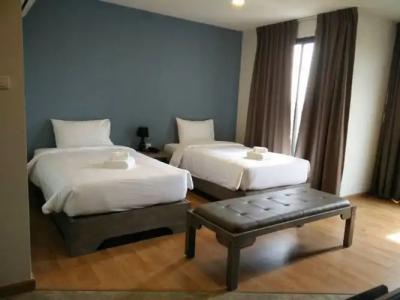 See also Jomtien - 4