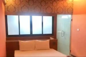 Visa Hotel, Ban Bang Muang
