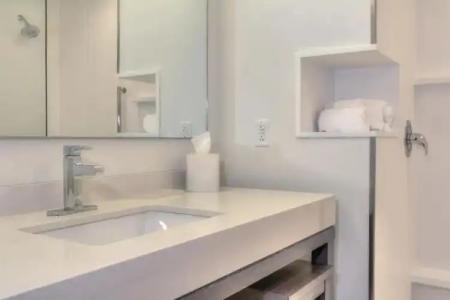 Courtyard by Marriott Pigeon Forge - 101