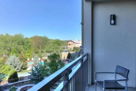 Courtyard by Marriott Pigeon Forge - 152