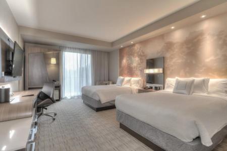 Courtyard by Marriott Pigeon Forge - 39