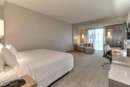 Courtyard by Marriott Pigeon Forge - 117