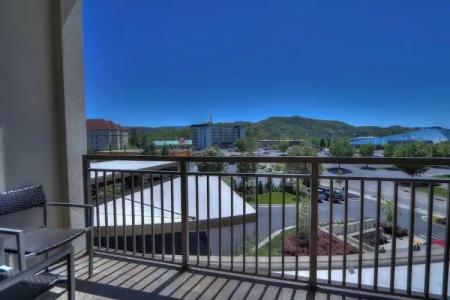 Courtyard by Marriott Pigeon Forge - 75