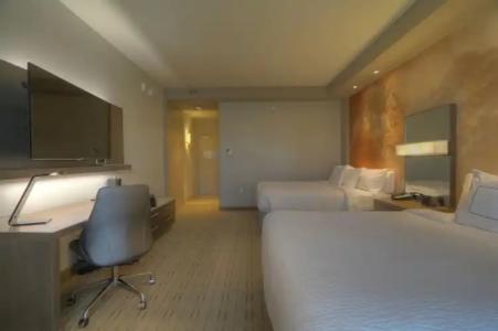 Courtyard by Marriott Pigeon Forge - 84
