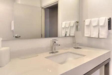 Courtyard by Marriott Pigeon Forge - 9