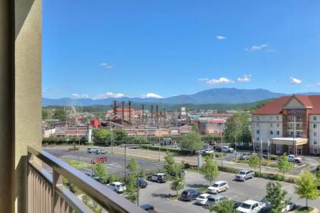 Courtyard by Marriott Pigeon Forge - 68