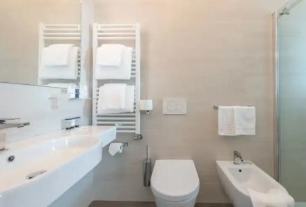 Hesperia & Residence - 8