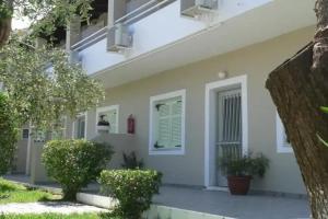 Alexandros Studios Apartments, Roda