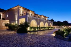 Serenus Luxury Villa, Limni Keriou