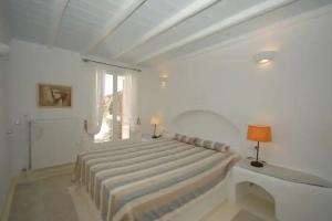Villa Thalia, Ornos
