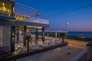 Must Boutique Hotel & Restaurant, Kanali