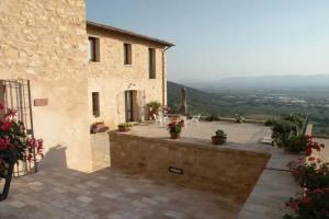 Guest House «Le Terrazze di Cancellara», Foligno