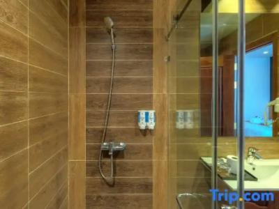 Orussey One & Apartment - 95