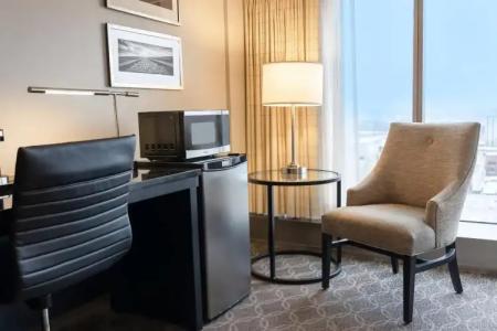 DoubleTree by Hilton Cedar Rapids Convention Complex - 6