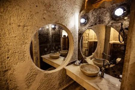 Oread Cave Suites - 239
