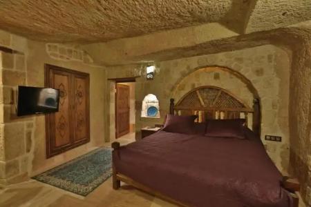 Oread Cave Suites - 103