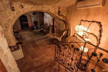 Oread Cave Suites - 200