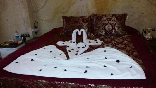 Oread Cave Suites - 320