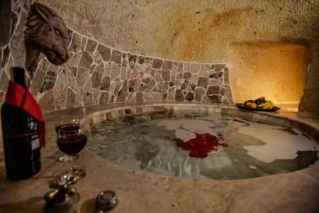 Oread Cave Suites - 150