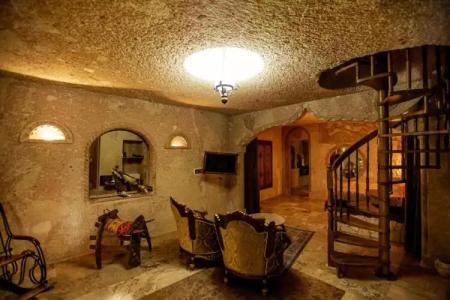 Oread Cave Suites - 168