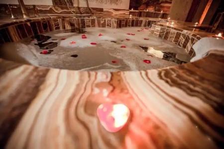 Oread Cave Suites - 300