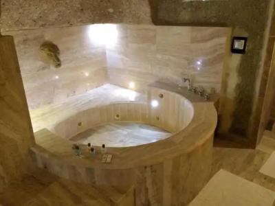 Oread Cave Suites - 101