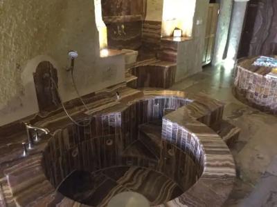 Oread Cave Suites - 327