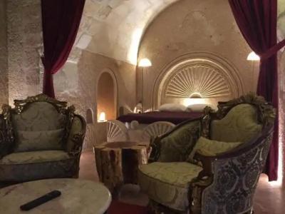 Oread Cave Suites - 195