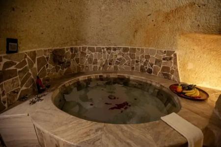 Oread Cave Suites - 80