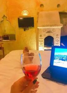 Oread Cave Suites - 333