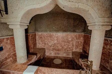 Oread Cave Suites - 219