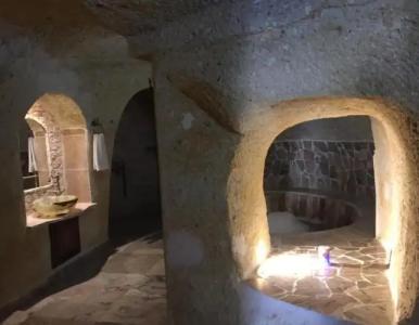 Oread Cave Suites - 127