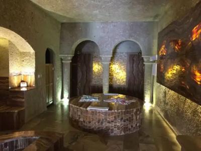 Oread Cave Suites - 326