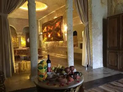 Oread Cave Suites - 329