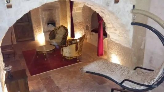 Oread Cave Suites - 49