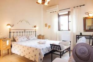 Stephanou Inn, Stoupa