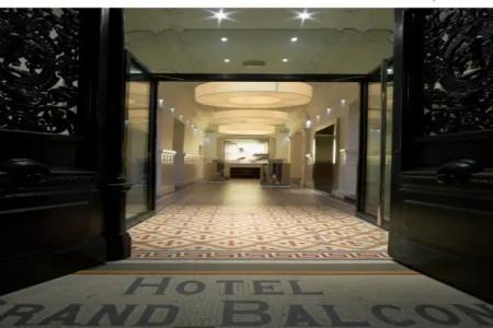 Le Grand Balcon - 13