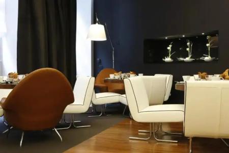 Le Grand Balcon - 17