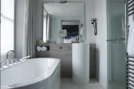 Le Grand Balcon - 24