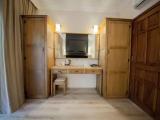 Deluxe Family room with balcony