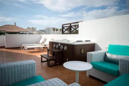 Vanilla Garden Boutique - Adults Only - 105