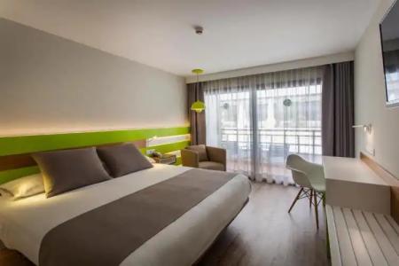 Vanilla Garden Boutique - Adults Only - 50